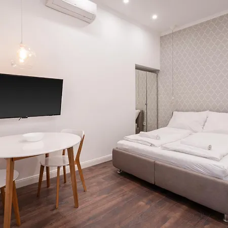 Апартаменты Z32 - & Chic - Stylish By Bqa