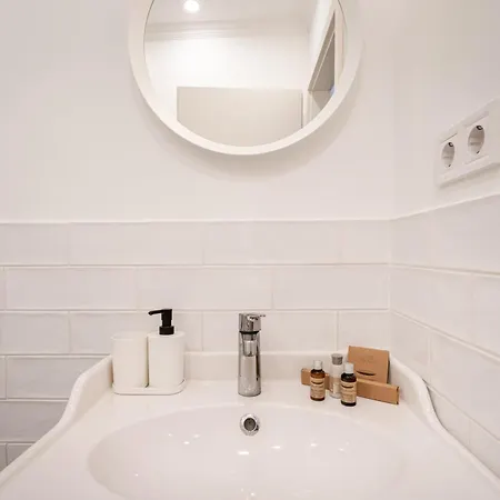 Апартаменты Z32 - & Chic - Stylish By Bqa *