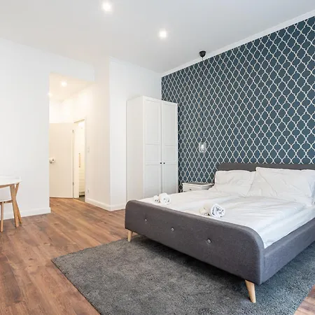 Z32 - & Chic - Stylish By Bqa Budapeşte